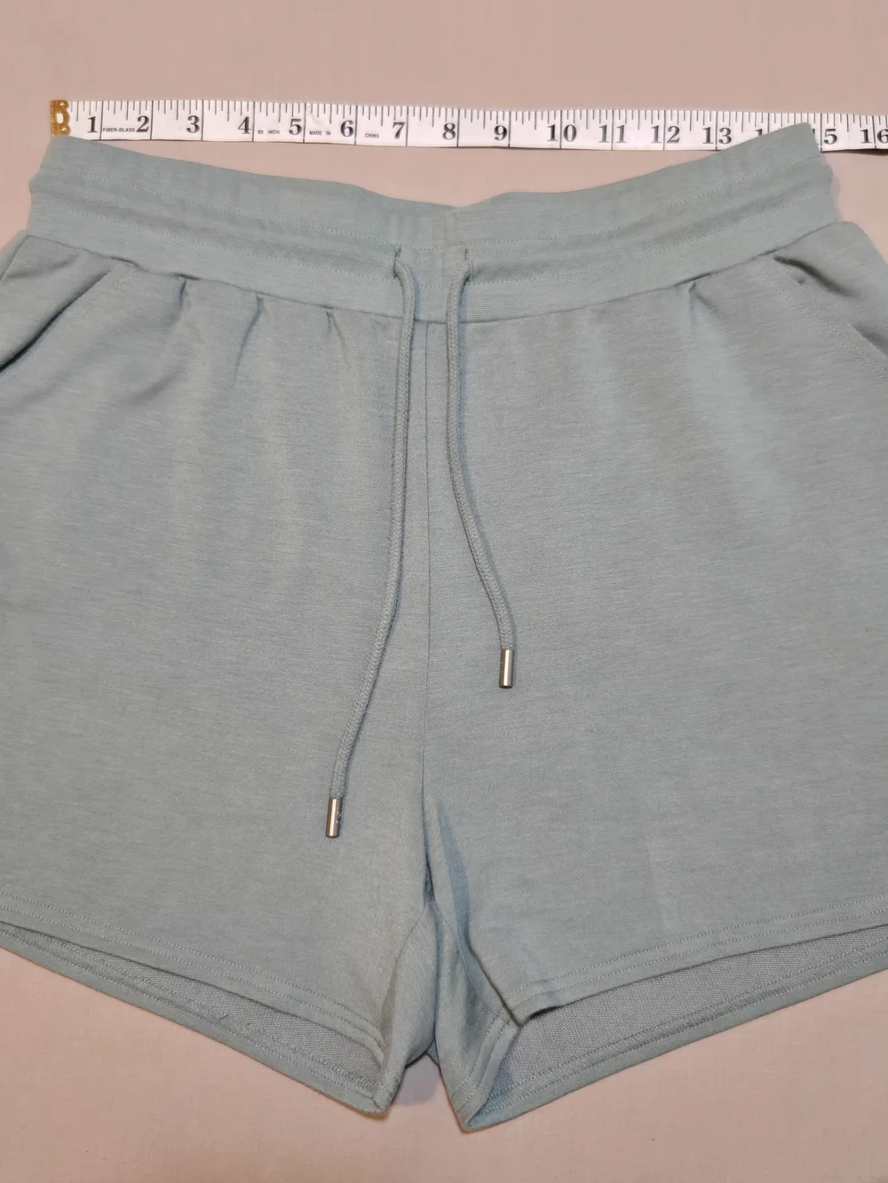 Alo Yoga Women’s L Blue Athletic Athleisure Yoga Workout Everyday Shorts